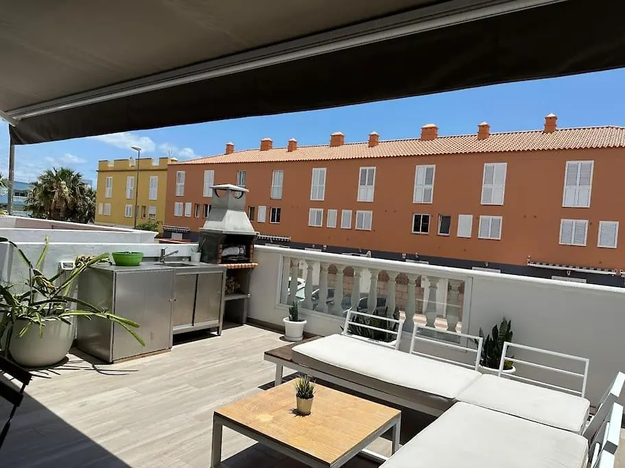 A Un Paso De La Playa Apartment Candelaria Spain